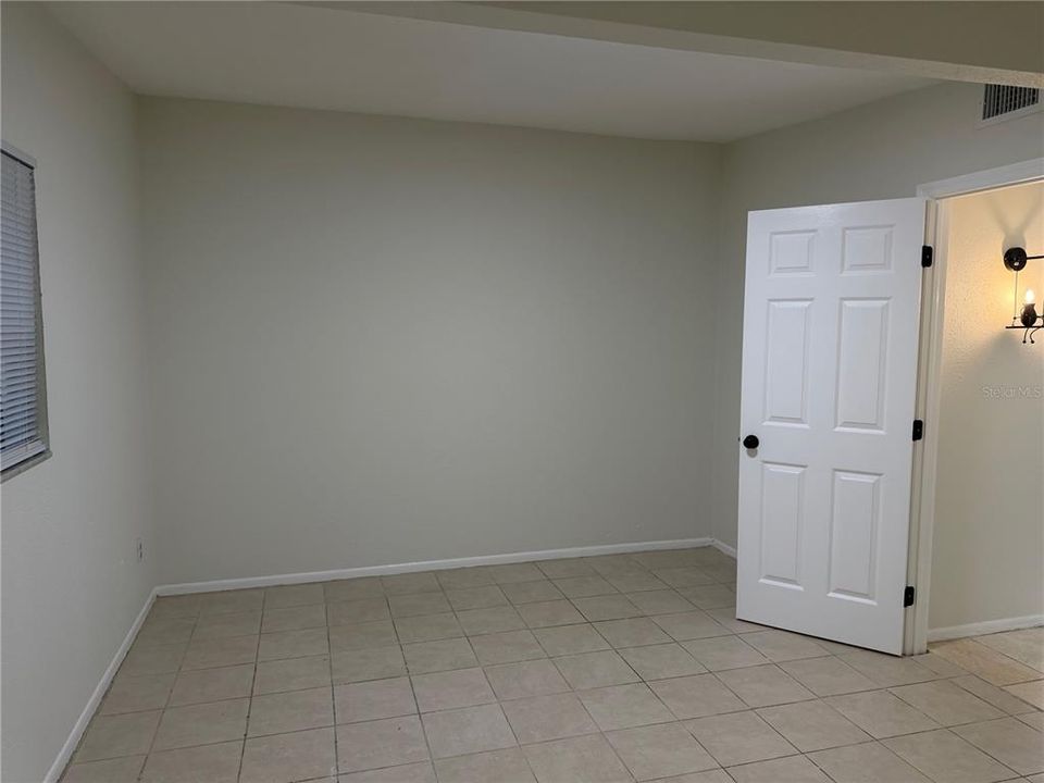 For Rent: $1,400 (2 beds, 1 baths, 788 Square Feet)