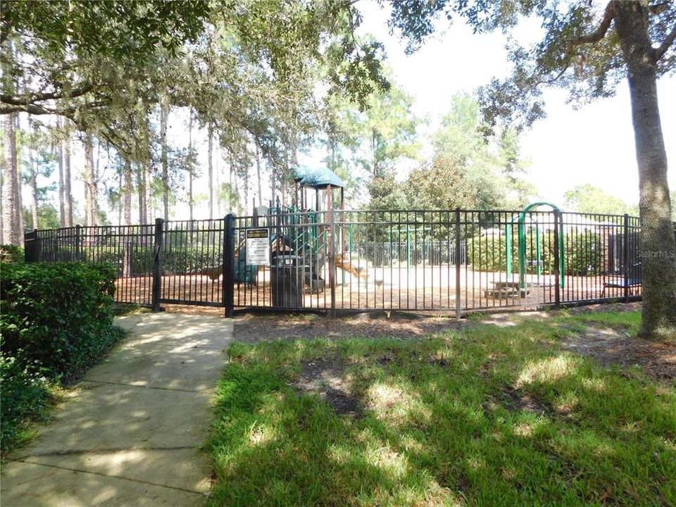 For Sale: $625,000 (4 beds, 2 baths, 2683 Square Feet)