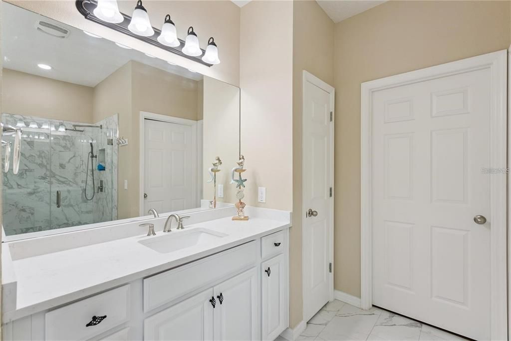 For Rent: $5,200 (7 beds, 4 baths, 4507 Square Feet)