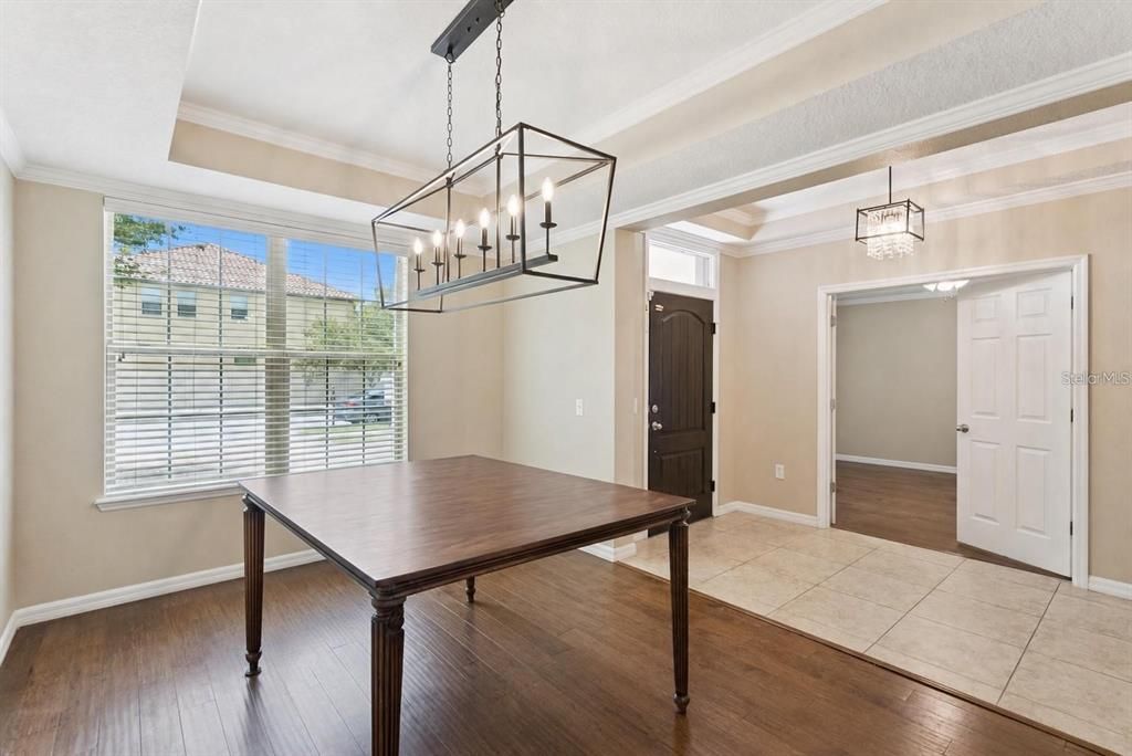 For Rent: $5,200 (7 beds, 4 baths, 4507 Square Feet)