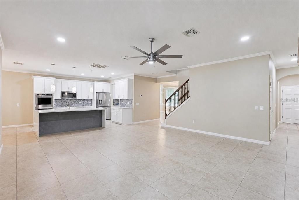 For Rent: $5,200 (7 beds, 4 baths, 4507 Square Feet)