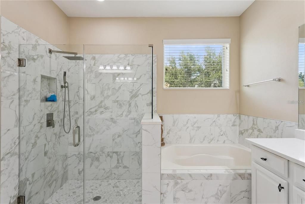For Rent: $5,200 (7 beds, 4 baths, 4507 Square Feet)