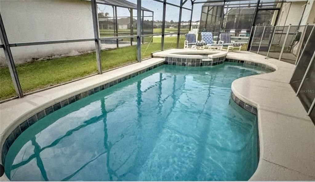 En Venta: $470,000 (4 camas, 3 baños, 1830 Pies cuadrados)