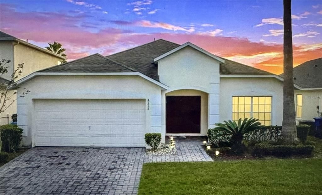 En Venta: $470,000 (4 camas, 3 baños, 1830 Pies cuadrados)