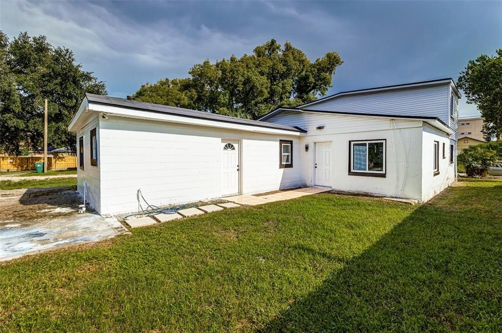 Active With Contract: $279,900 (4 beds, 2 baths, 2077 Square Feet)