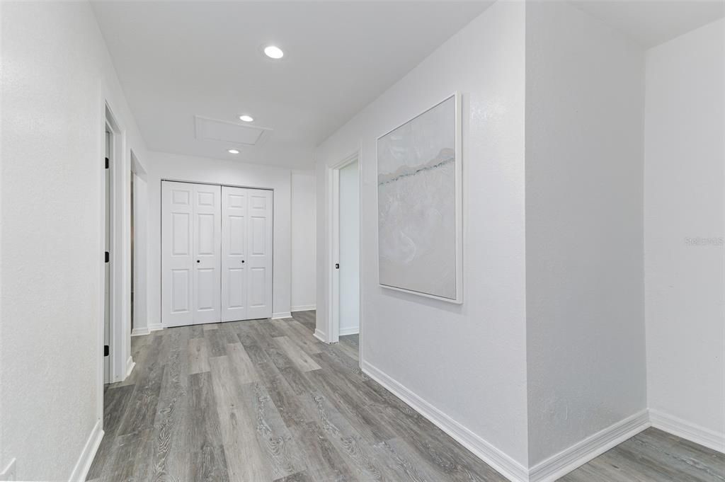 Active With Contract: $279,900 (4 beds, 2 baths, 2077 Square Feet)