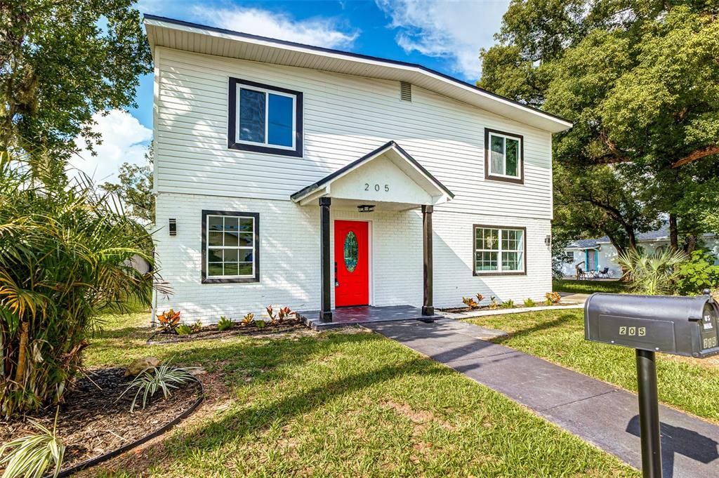 Active With Contract: $279,900 (4 beds, 2 baths, 2077 Square Feet)