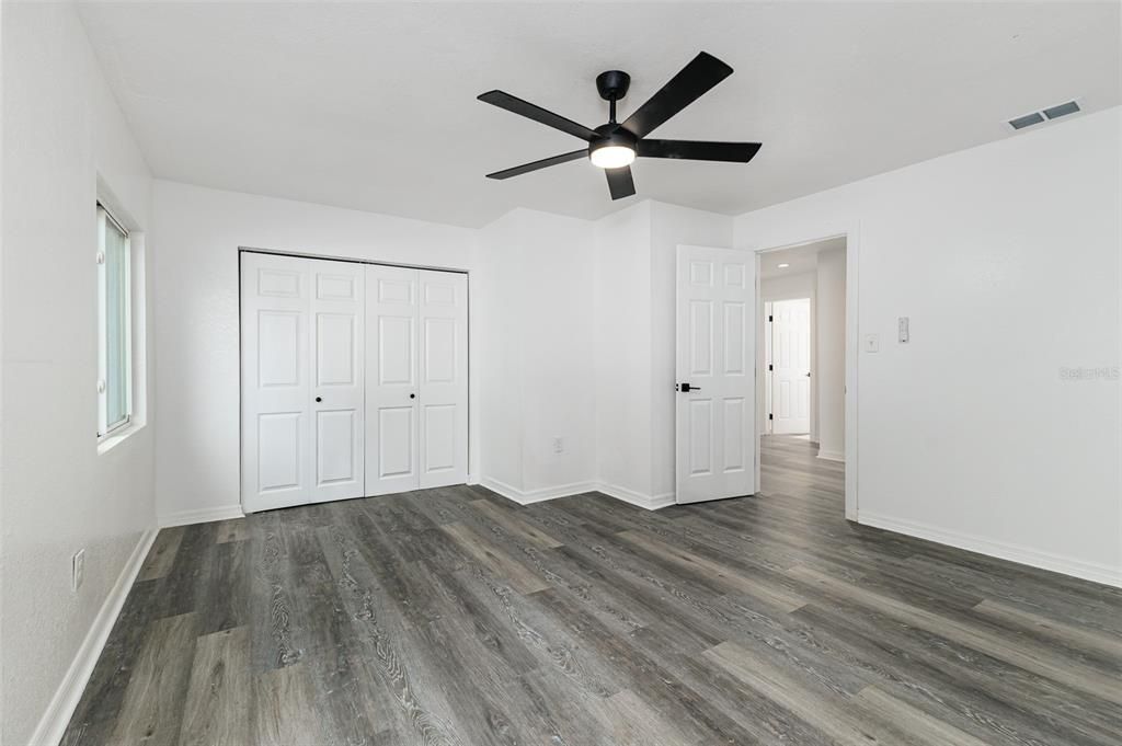 Active With Contract: $279,900 (4 beds, 2 baths, 2077 Square Feet)