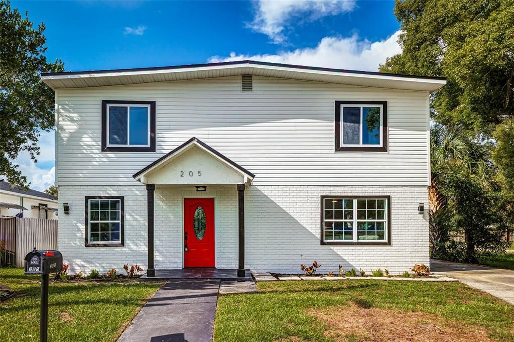 Active With Contract: $279,900 (4 beds, 2 baths, 2077 Square Feet)