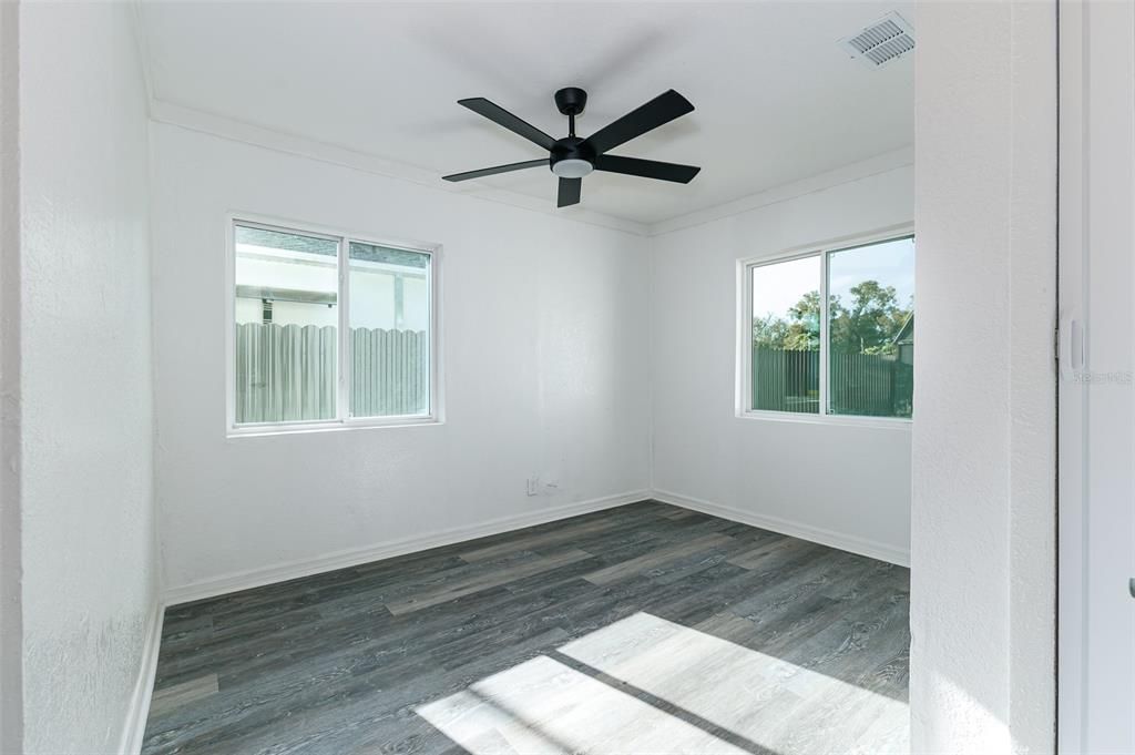 Active With Contract: $279,900 (4 beds, 2 baths, 2077 Square Feet)