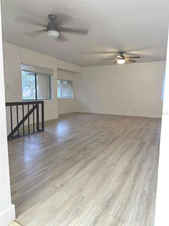 En Venta: $299,000 (3 camas, 2 baños, 1100 Pies cuadrados)