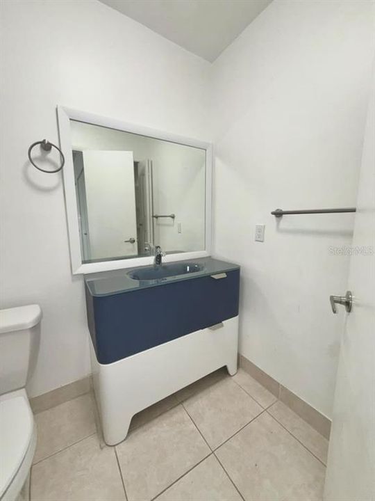 En Venta: $299,000 (3 camas, 2 baños, 1100 Pies cuadrados)