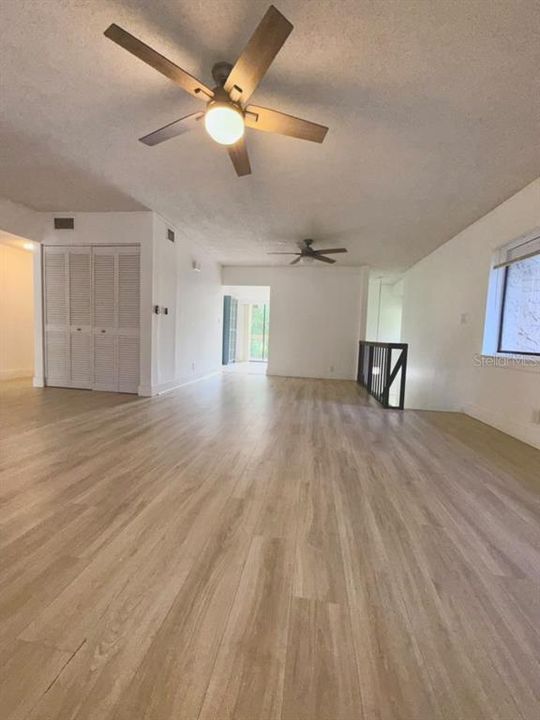 En Venta: $299,000 (3 camas, 2 baños, 1100 Pies cuadrados)