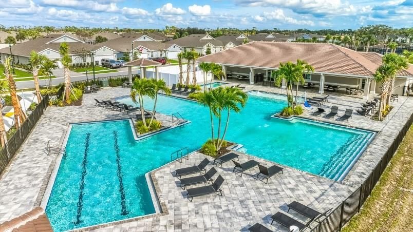 待售: $319,999 (4 贝兹, 2 浴室, 1498 平方英尺)