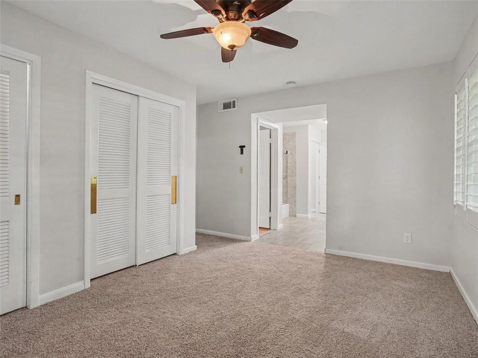 For Sale: $435,000 (3 beds, 3 baths, 2135 Square Feet)