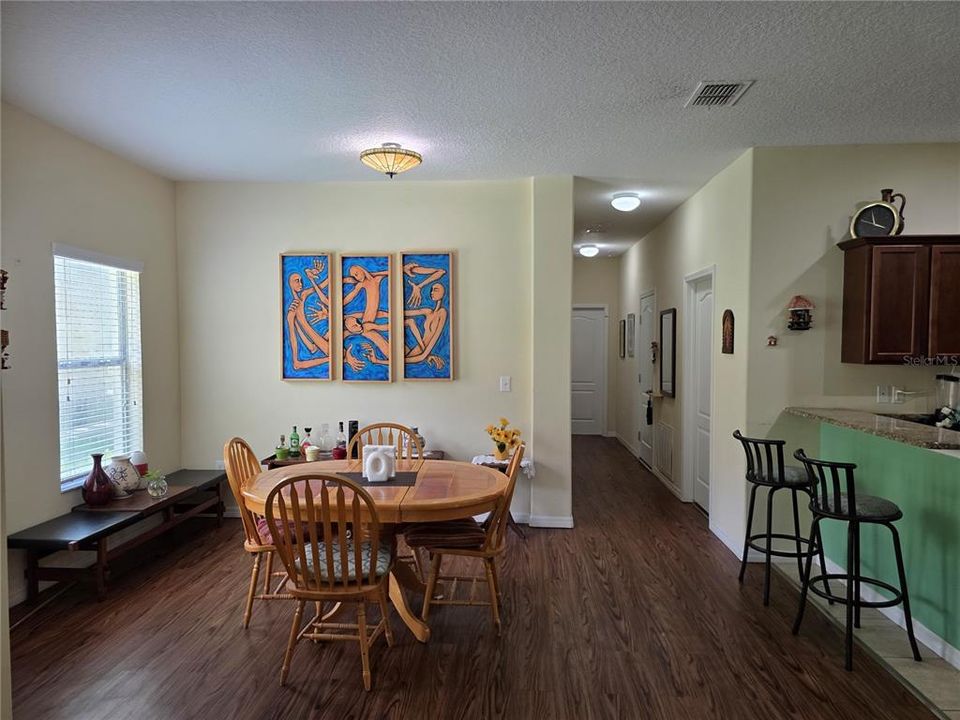 For Sale: $240,000 (3 beds, 2 baths, 1530 Square Feet)