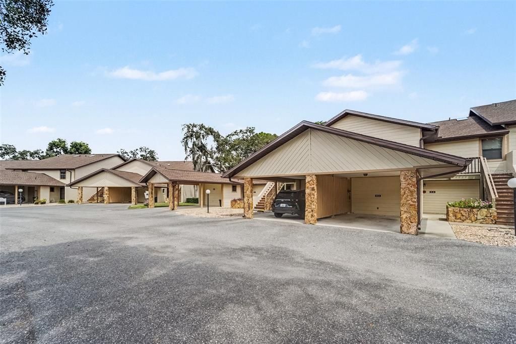 For Sale: $135,000 (2 beds, 2 baths, 990 Square Feet)