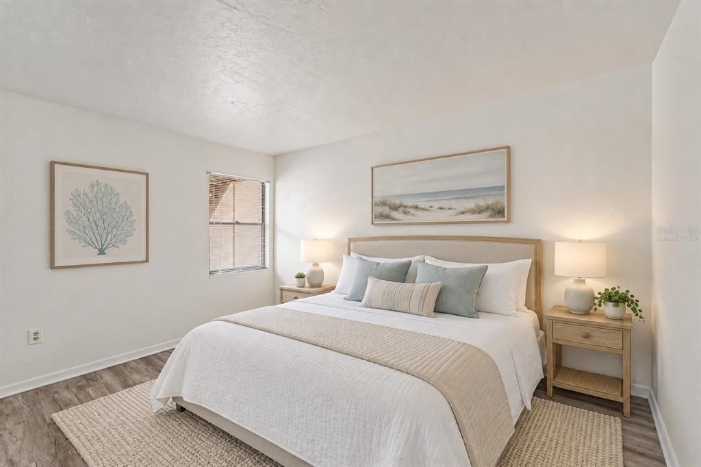For Sale: $135,000 (2 beds, 2 baths, 990 Square Feet)