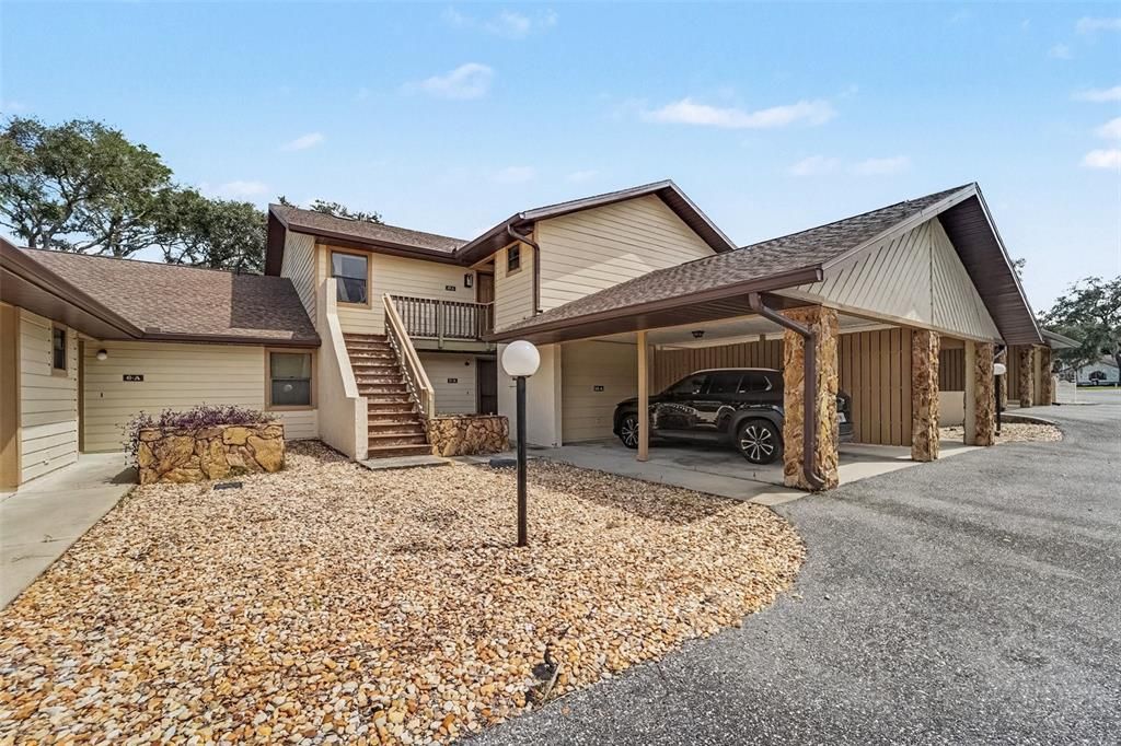 For Sale: $135,000 (2 beds, 2 baths, 990 Square Feet)