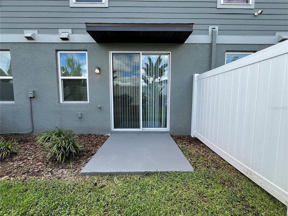 For Rent: $2,295 (3 beds, 2 baths, 1566 Square Feet)