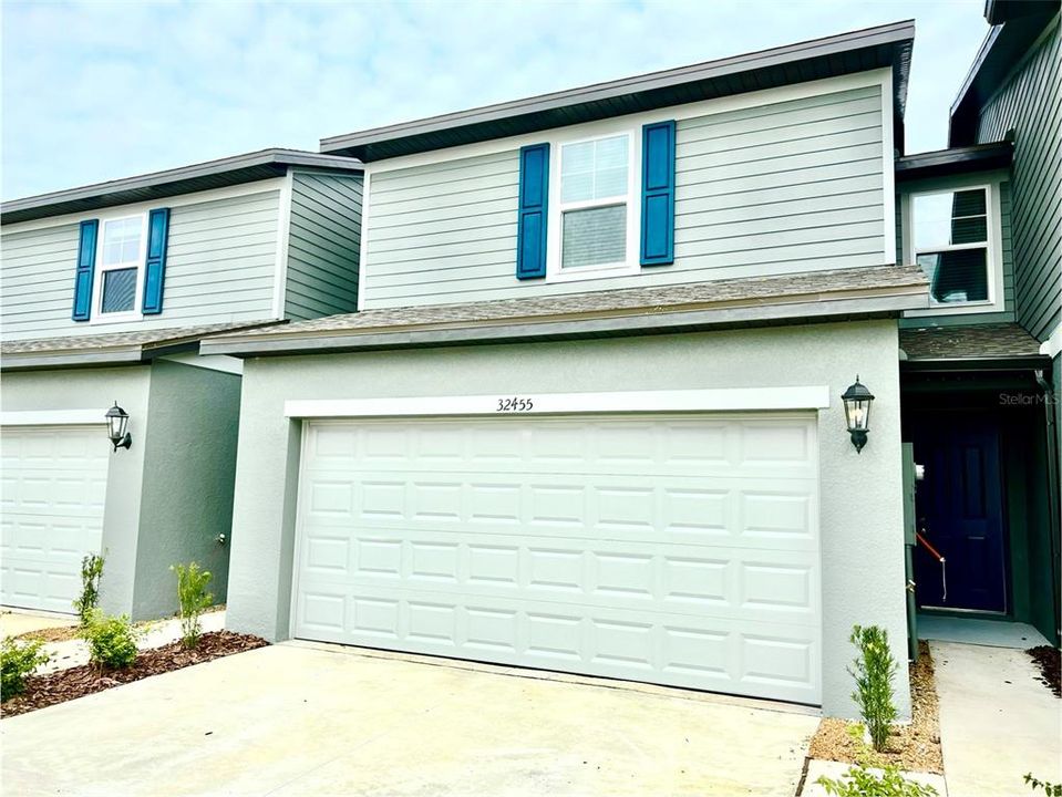 For Rent: $2,295 (3 beds, 2 baths, 1566 Square Feet)