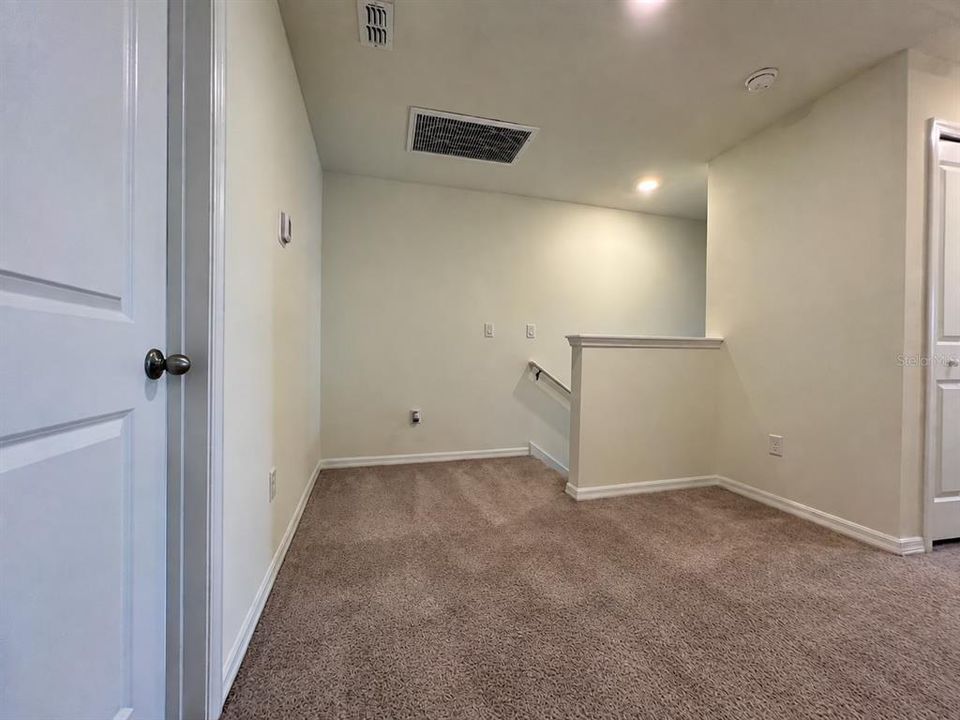 For Rent: $2,295 (3 beds, 2 baths, 1566 Square Feet)