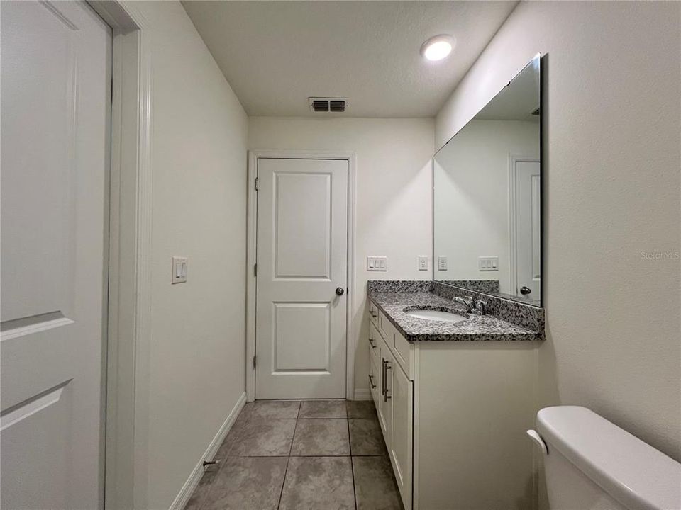 For Rent: $2,295 (3 beds, 2 baths, 1566 Square Feet)