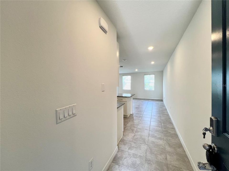 For Rent: $2,295 (3 beds, 2 baths, 1566 Square Feet)