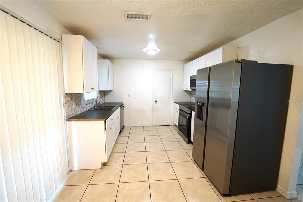 En Venta: $279,000 (2 camas, 2 baños, 1000 Pies cuadrados)