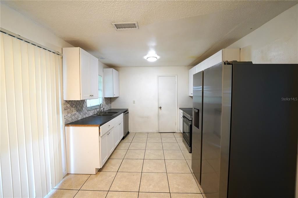 En Venta: $279,000 (2 camas, 2 baños, 1000 Pies cuadrados)