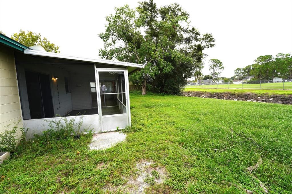 En Venta: $279,000 (2 camas, 2 baños, 1000 Pies cuadrados)