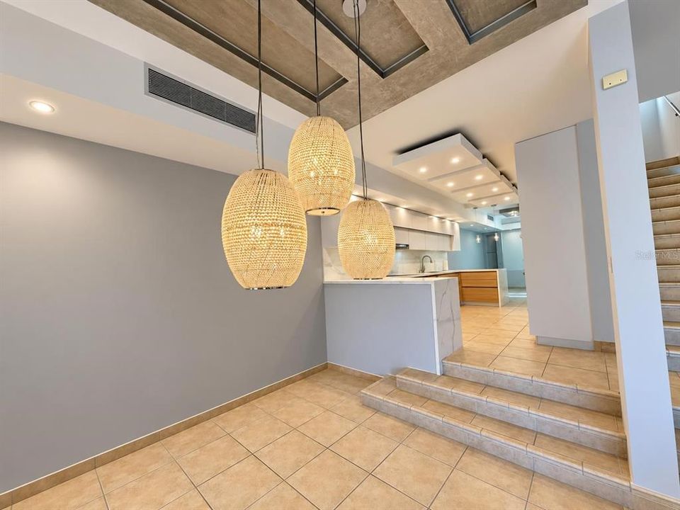 На продажу: $685,000 (3 спален, 3 ванн, 2141 Квадратных фут)