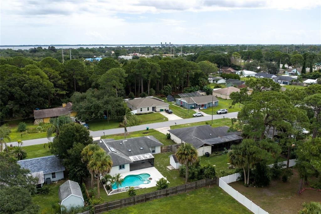 For Sale: $350,000 (3 beds, 2 baths, 1764 Square Feet)