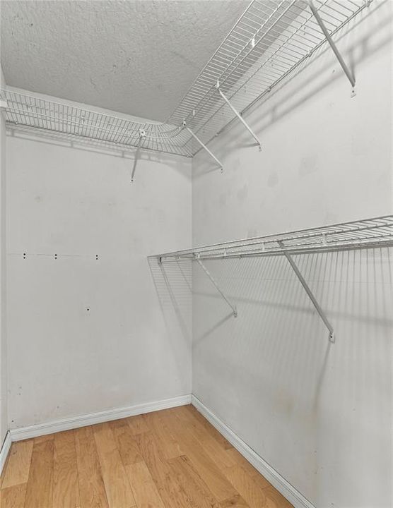 For Sale: $350,000 (3 beds, 2 baths, 1764 Square Feet)
