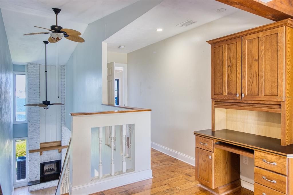 For Rent: $3,800 (3 beds, 2 baths, 1702 Square Feet)