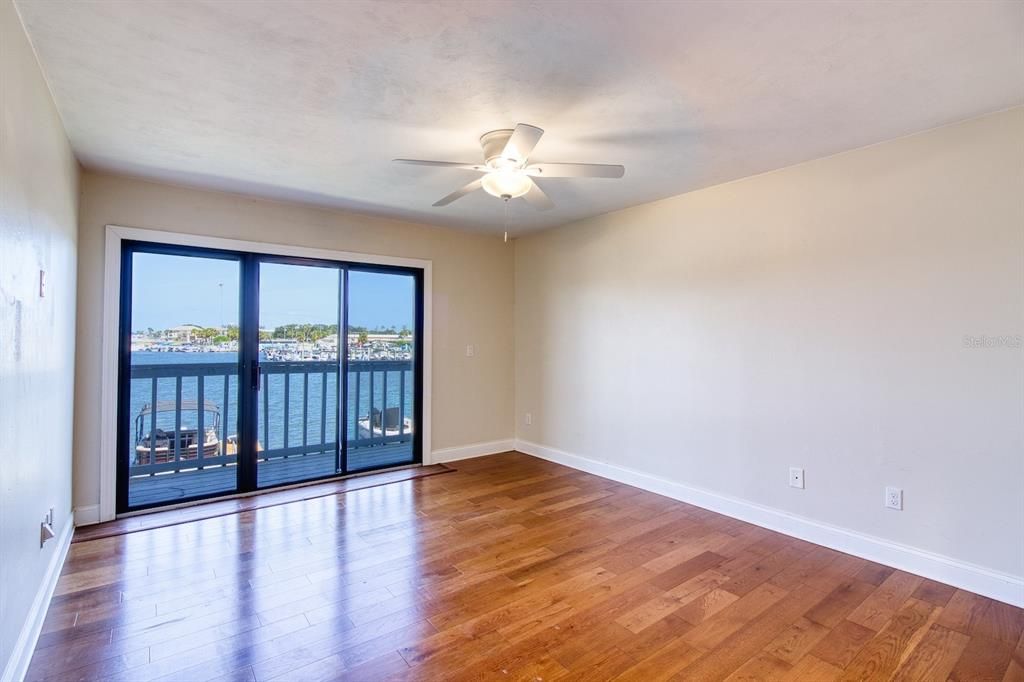 For Rent: $3,800 (3 beds, 2 baths, 1702 Square Feet)