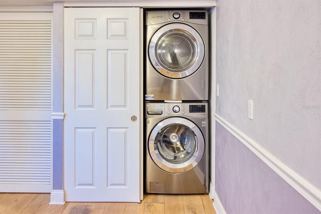 For Rent: $3,800 (3 beds, 2 baths, 1702 Square Feet)