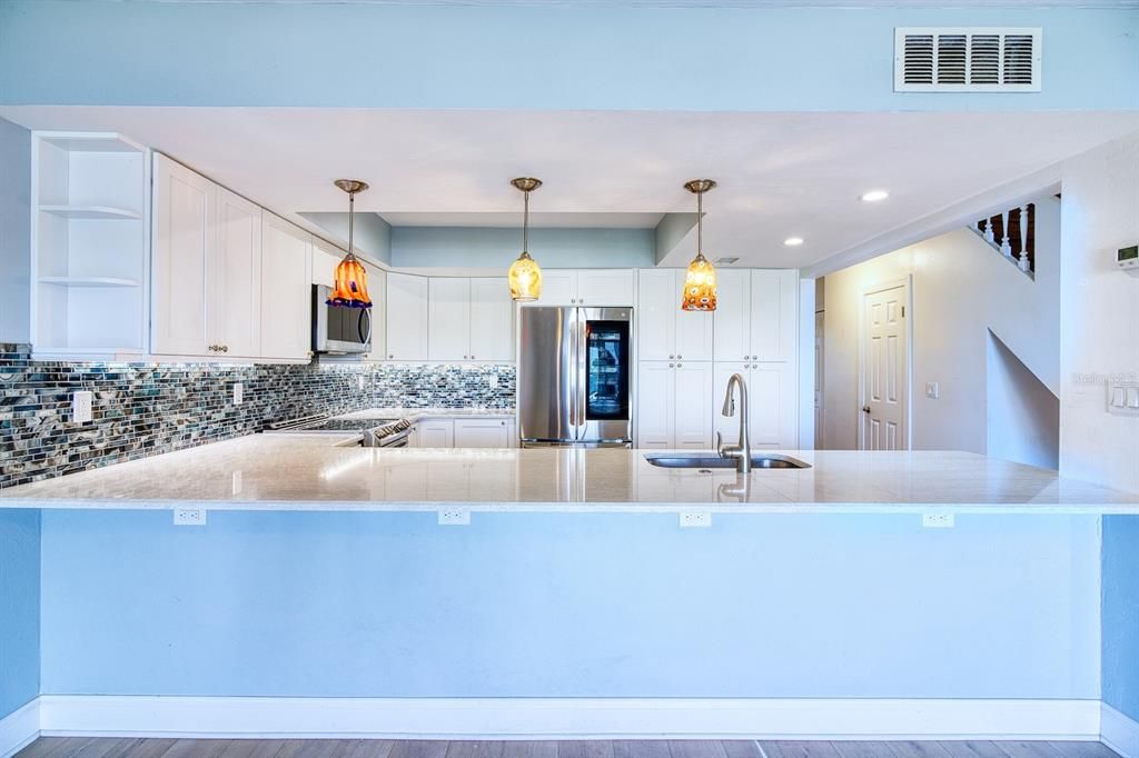 For Rent: $3,800 (3 beds, 2 baths, 1702 Square Feet)