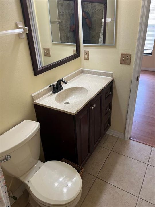 В аренду: $1,750 (2 спален, 2 ванн, 1104 Квадратных фут)