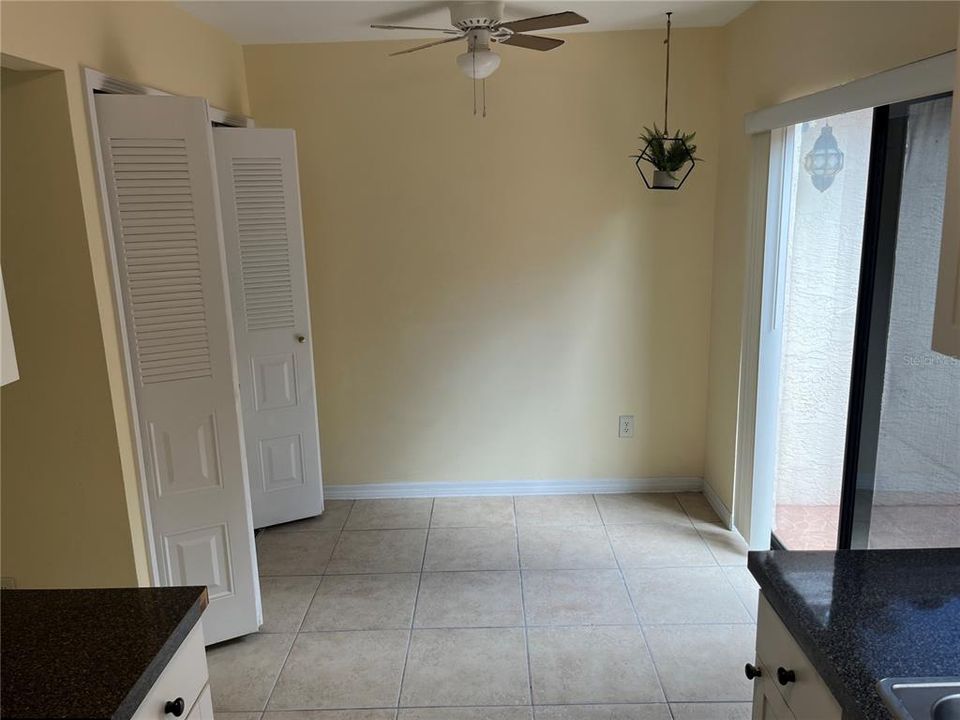 В аренду: $1,750 (2 спален, 2 ванн, 1104 Квадратных фут)