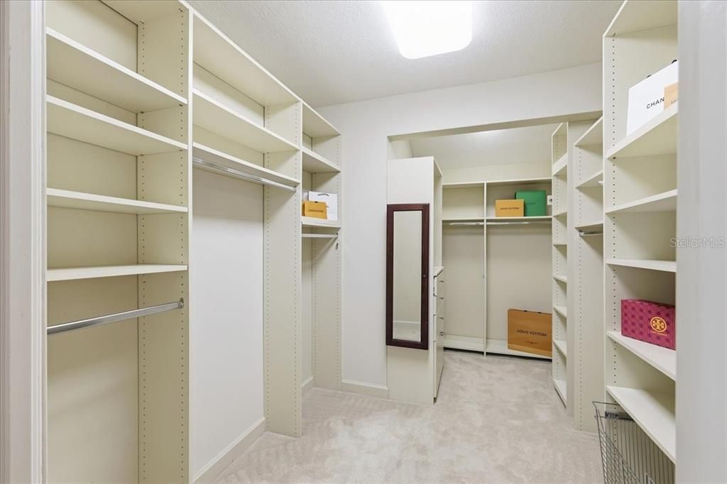 En Venta: $4,695,000 (6 camas, 6 baños, 8157 Pies cuadrados)
