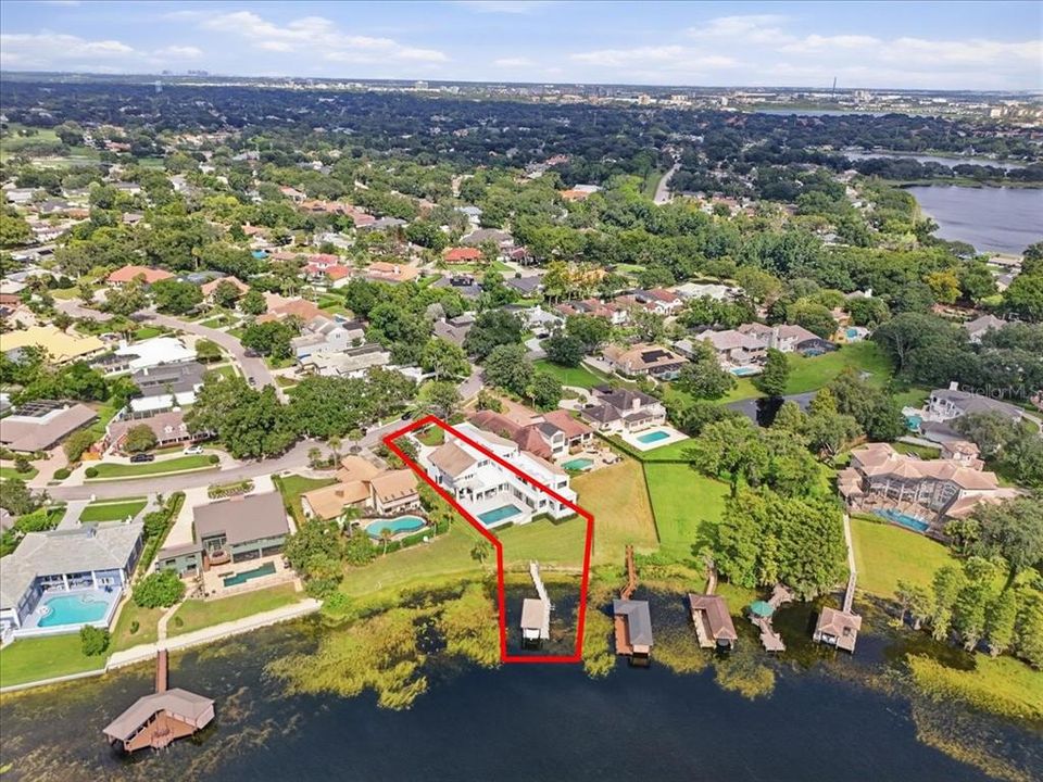 En Venta: $4,695,000 (6 camas, 6 baños, 8157 Pies cuadrados)