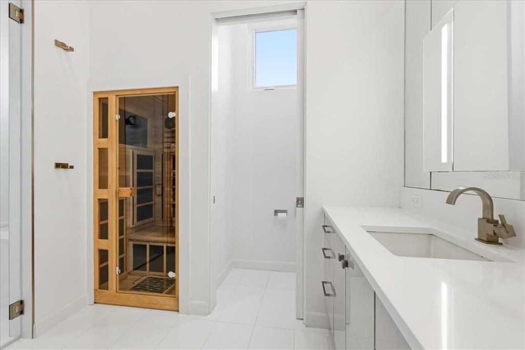 En Venta: $4,695,000 (6 camas, 6 baños, 8157 Pies cuadrados)