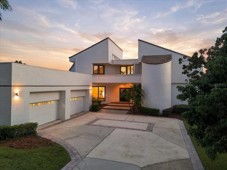En Venta: $4,695,000 (6 camas, 6 baños, 8157 Pies cuadrados)