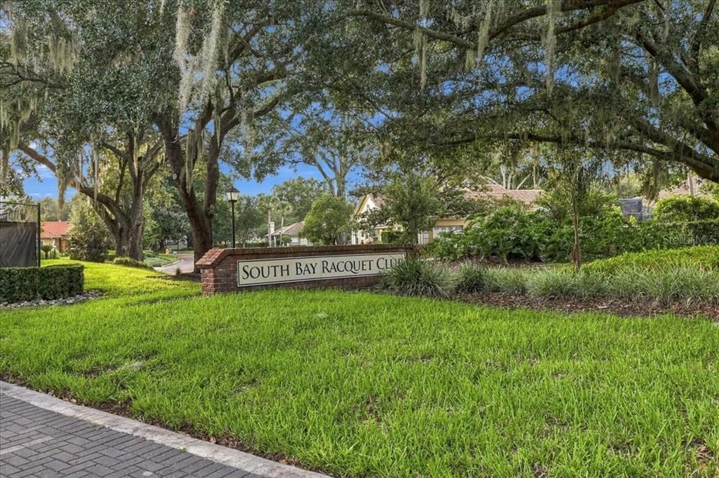 En Venta: $4,695,000 (6 camas, 6 baños, 8157 Pies cuadrados)
