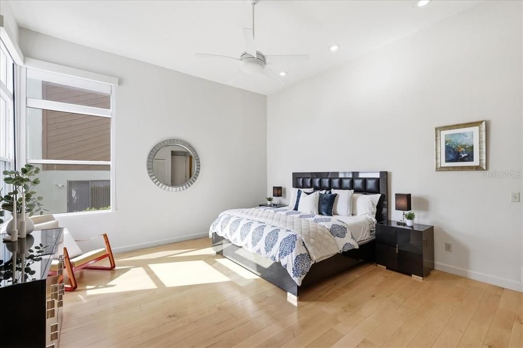 En Venta: $4,695,000 (6 camas, 6 baños, 8157 Pies cuadrados)