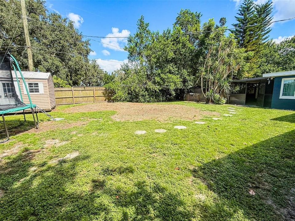 En Venta: $470,000 (5 camas, 3 baños, 2059 Pies cuadrados)