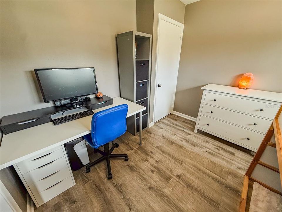 En Venta: $470,000 (5 camas, 3 baños, 2059 Pies cuadrados)
