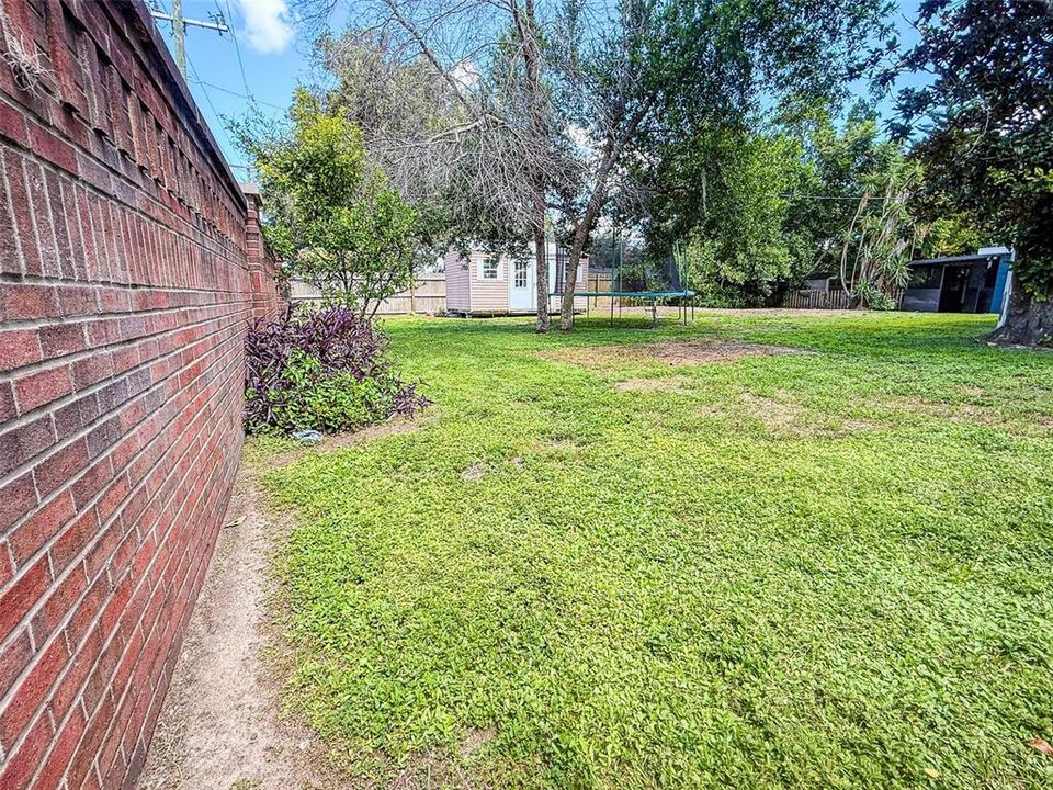 En Venta: $470,000 (5 camas, 3 baños, 2059 Pies cuadrados)