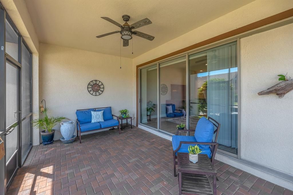 For Sale: $435,000 (3 beds, 2 baths, 1993 Square Feet)